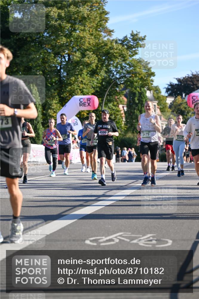 07.09.2025 - BARMER Alsterlauf Dr. Thomas Lammeyer http://msf.ph/oto/8710182 07.09.2025 09:35:50 Laufen 73, 187, 428, 368, 4590, 3479, 554, 3222, 56 meine-sportfotos.de