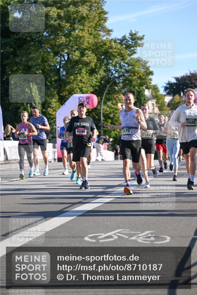 07.09.2025 - BARMER Alsterlauf Dr. Thomas Lammeyer http://msf.ph/oto/8710187 07.09.2025 09:35:51 Laufen 4926, 4590, 3479, 222, 5688 meine-sportfotos.de