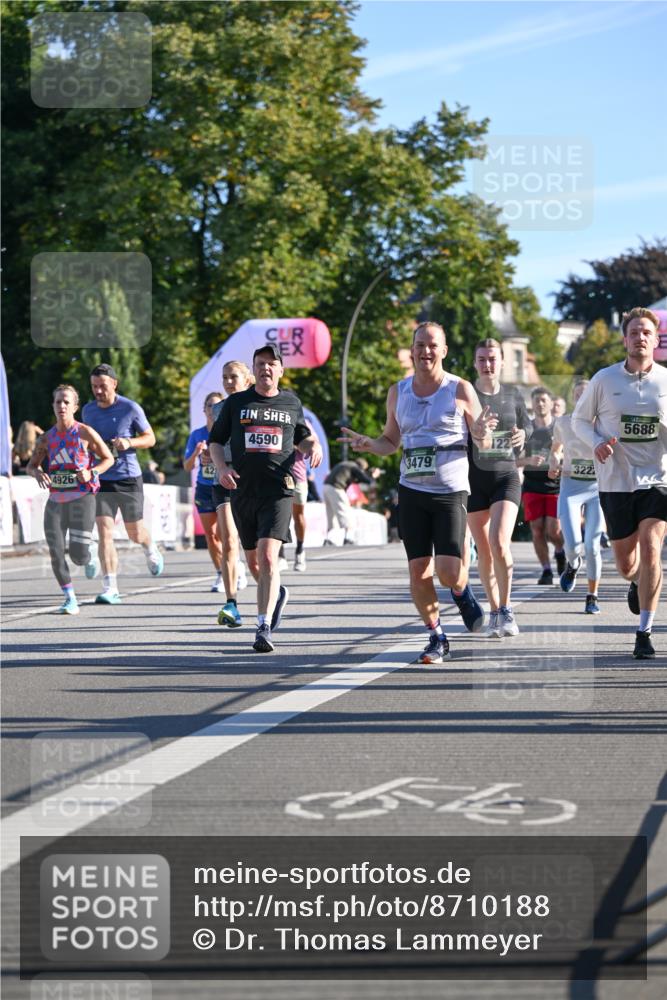 07.09.2025 - BARMER Alsterlauf Dr. Thomas Lammeyer http://msf.ph/oto/8710188 07.09.2025 09:35:51 Laufen 4926, 42, 4590, 3479, 322, 5688 meine-sportfotos.de