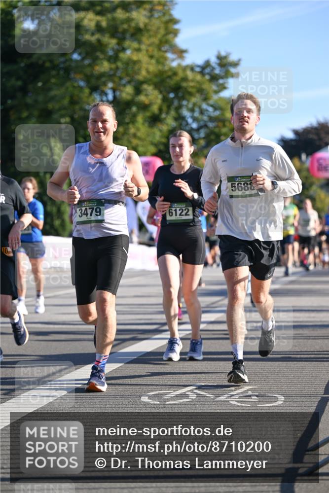 07.09.2025 - BARMER Alsterlauf Dr. Thomas Lammeyer http://msf.ph/oto/8710200 07.09.2025 09:35:53 Laufen 3479, 6122, 5688 meine-sportfotos.de
