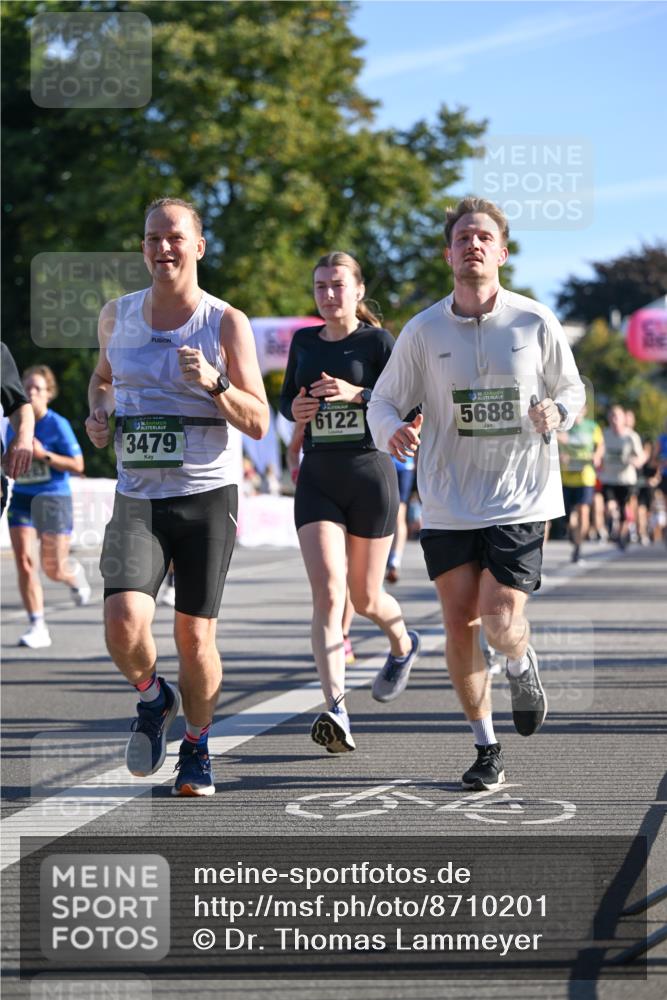 07.09.2025 - BARMER Alsterlauf Dr. Thomas Lammeyer http://msf.ph/oto/8710201 07.09.2025 09:35:53 Laufen 3479, 6122, 5688 meine-sportfotos.de