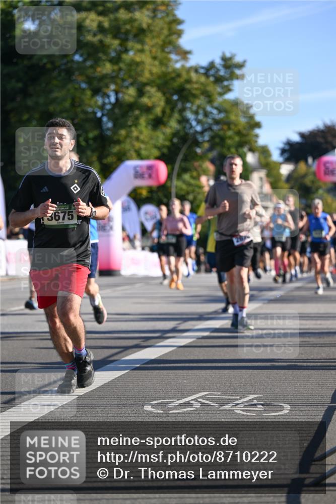 07.09.2025 - BARMER Alsterlauf Dr. Thomas Lammeyer http://msf.ph/oto/8710222 07.09.2025 09:35:56 Laufen 3675 meine-sportfotos.de