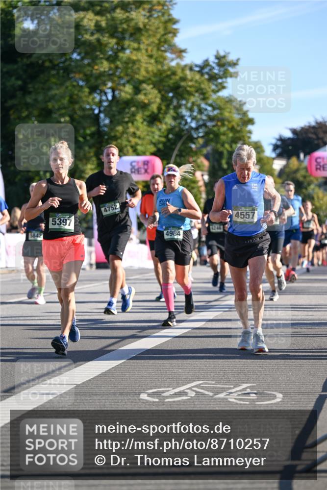07.09.2025 - BARMER Alsterlauf Dr. Thomas Lammeyer http://msf.ph/oto/8710257 07.09.2025 09:36:01 Laufen 5397, 4752, 4557, 12, 46, 4984 meine-sportfotos.de