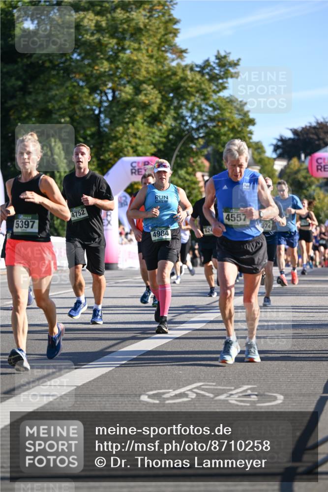 07.09.2025 - BARMER Alsterlauf Dr. Thomas Lammeyer http://msf.ph/oto/8710258 07.09.2025 09:36:02 Laufen 5397, 4752, 4984, 624, 4557, 074 meine-sportfotos.de