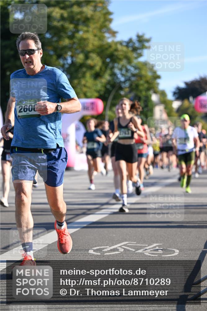 07.09.2025 - BARMER Alsterlauf Dr. Thomas Lammeyer http://msf.ph/oto/8710289 07.09.2025 09:36:07 Laufen 2600, 4763 meine-sportfotos.de