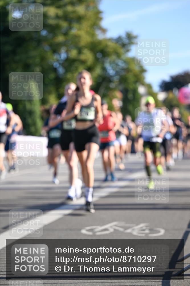 07.09.2025 - BARMER Alsterlauf Dr. Thomas Lammeyer http://msf.ph/oto/8710297 07.09.2025 09:36:08 Laufen  meine-sportfotos.de