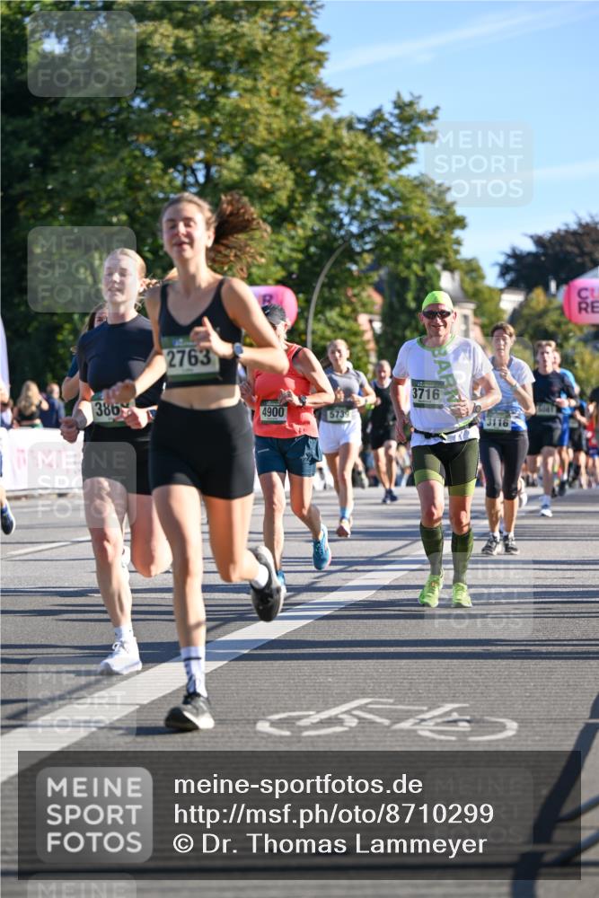 07.09.2025 - BARMER Alsterlauf Dr. Thomas Lammeyer http://msf.ph/oto/8710299 07.09.2025 09:36:09 Laufen 386, 2763, 4900, 5739, 3716, 3116 meine-sportfotos.de