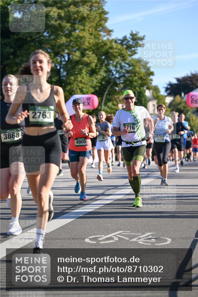 07.09.2025 - BARMER Alsterlauf Dr. Thomas Lammeyer http://msf.ph/oto/8710302 07.09.2025 09:36:09 Laufen 3868, 2763, 5739, 4900, 2716, 3116, 20 meine-sportfotos.de