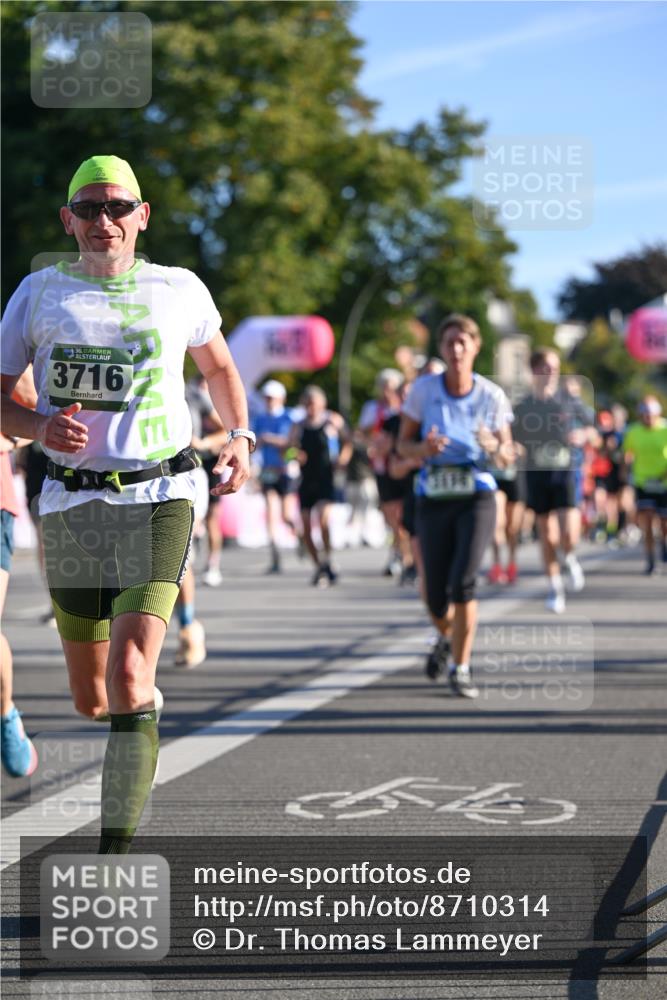 07.09.2025 - BARMER Alsterlauf Dr. Thomas Lammeyer http://msf.ph/oto/8710314 07.09.2025 09:36:11 Laufen 36, 3716 meine-sportfotos.de