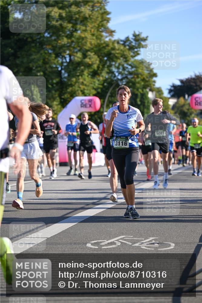 07.09.2025 - BARMER Alsterlauf Dr. Thomas Lammeyer http://msf.ph/oto/8710316 07.09.2025 09:36:11 Laufen 3116, 5081 meine-sportfotos.de