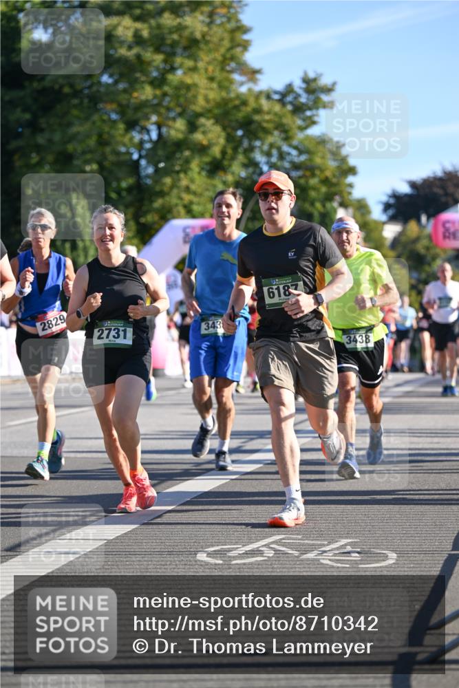 07.09.2025 - BARMER Alsterlauf Dr. Thomas Lammeyer http://msf.ph/oto/8710342 07.09.2025 09:36:16 Laufen 2829, 2731, 343, 1, 618, 3438 meine-sportfotos.de