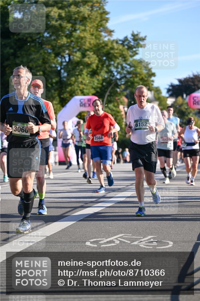07.09.2025 - BARMER Alsterlauf Dr. Thomas Lammeyer http://msf.ph/oto/8710366 07.09.2025 09:36:20 Laufen 3066, 2568, 6152, 28424 meine-sportfotos.de