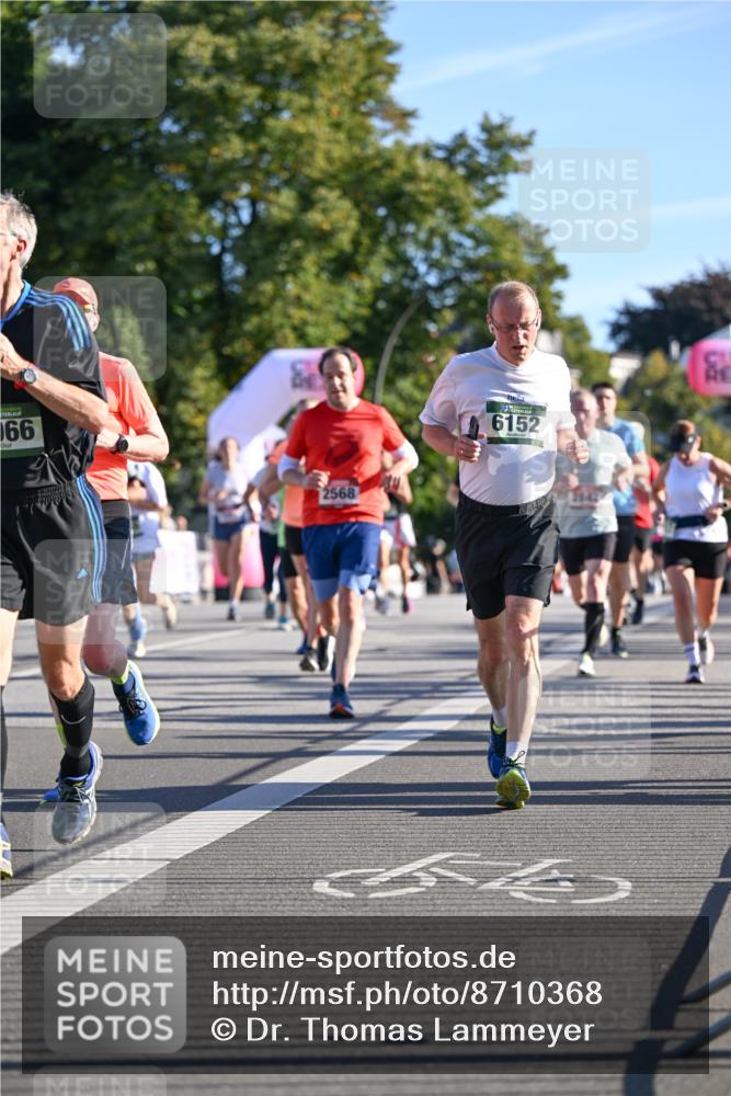 07.09.2025 - BARMER Alsterlauf Dr. Thomas Lammeyer http://msf.ph/oto/8710368 07.09.2025 09:36:21 Laufen 066, 2568, 6152, 2842 meine-sportfotos.de