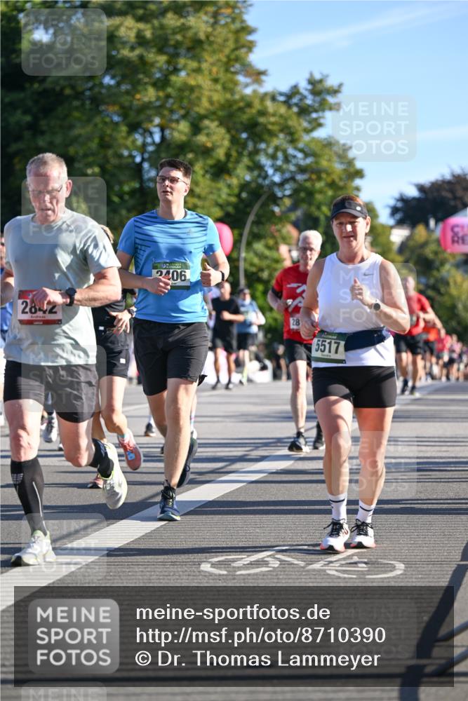 07.09.2025 - BARMER Alsterlauf Dr. Thomas Lammeyer http://msf.ph/oto/8710390 07.09.2025 09:36:24 Laufen 2842, 2406, 28, 5517 meine-sportfotos.de