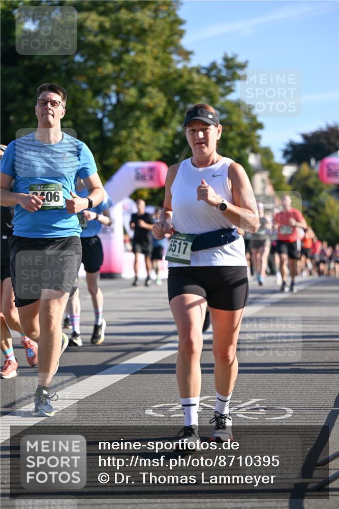 07.09.2025 - BARMER Alsterlauf Dr. Thomas Lammeyer http://msf.ph/oto/8710395 07.09.2025 09:36:25 Laufen 3, 06, 5517 meine-sportfotos.de