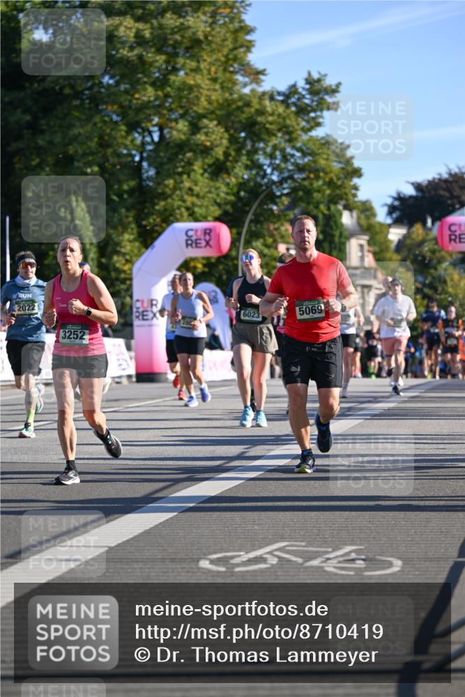 07.09.2025 - BARMER Alsterlauf Dr. Thomas Lammeyer http://msf.ph/oto/8710419 07.09.2025 09:36:28 Laufen 2022, 5069, 6023, 3252 meine-sportfotos.de