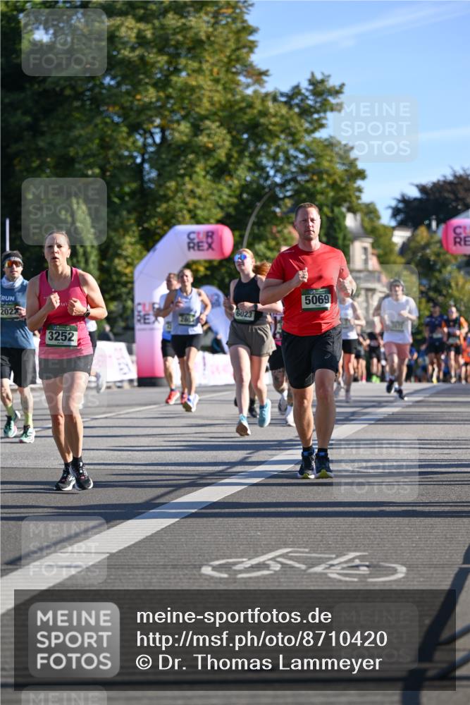 07.09.2025 - BARMER Alsterlauf Dr. Thomas Lammeyer http://msf.ph/oto/8710420 07.09.2025 09:36:29 Laufen 2022, 6023, 3252, 5069 meine-sportfotos.de