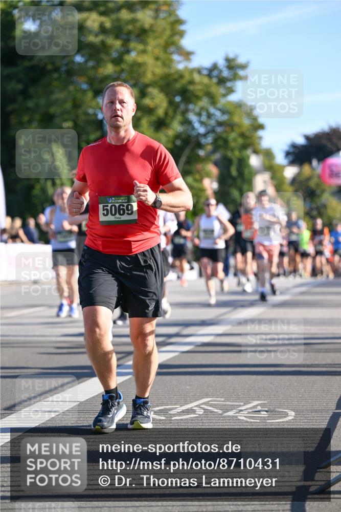 07.09.2025 - BARMER Alsterlauf Dr. Thomas Lammeyer http://msf.ph/oto/8710431 07.09.2025 09:36:30 Laufen 136, 5069 meine-sportfotos.de