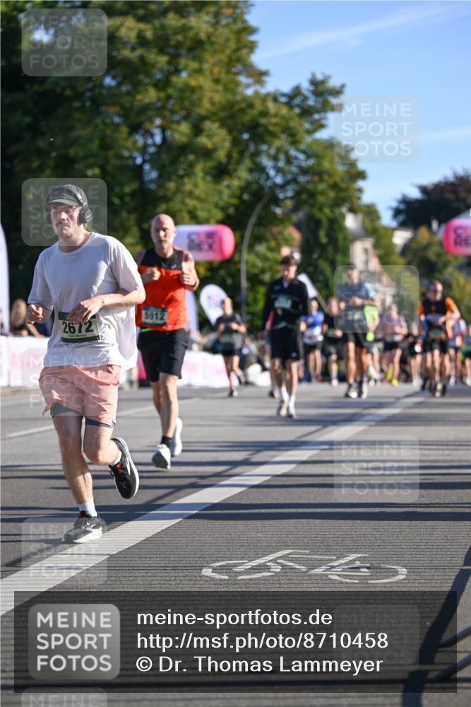 07.09.2025 - BARMER Alsterlauf Dr. Thomas Lammeyer http://msf.ph/oto/8710458 07.09.2025 09:36:34 Laufen 2672, 5912 meine-sportfotos.de
