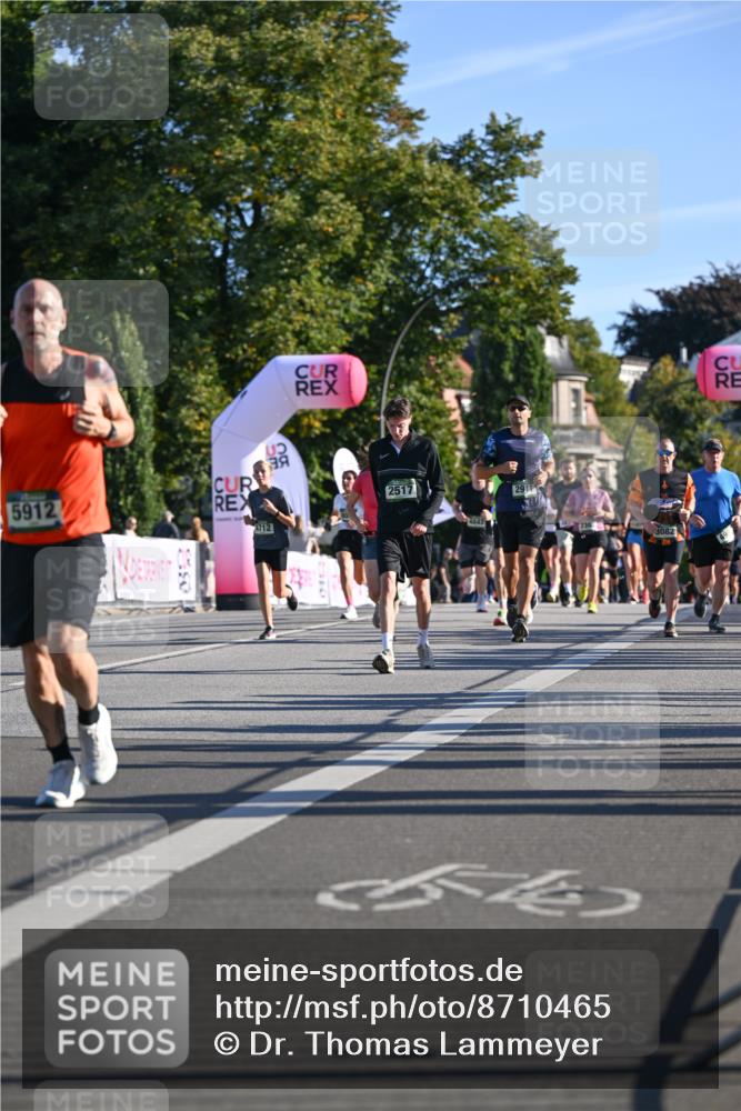 07.09.2025 - BARMER Alsterlauf Dr. Thomas Lammeyer http://msf.ph/oto/8710465 07.09.2025 09:36:36 Laufen 5912, 4712, 2517, 2911, 54, 3082 meine-sportfotos.de