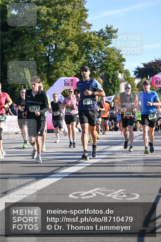 07.09.2025 - BARMER Alsterlauf Dr. Thomas Lammeyer http://msf.ph/oto/8710479 07.09.2025 09:36:39 Laufen 097, 58, 2517, 4843, 2375, 2911, 8388, 3082, 4987, 554 meine-sportfotos.de