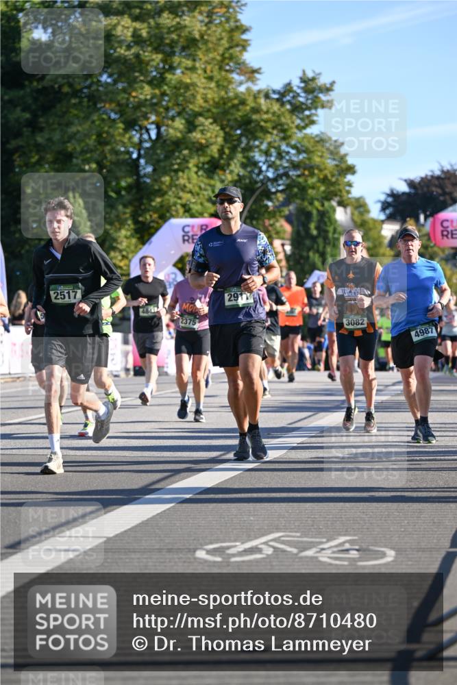 07.09.2025 - BARMER Alsterlauf Dr. Thomas Lammeyer http://msf.ph/oto/8710480 07.09.2025 09:36:39 Laufen 2517, 484, 2375, 2911, 3082, 4987 meine-sportfotos.de