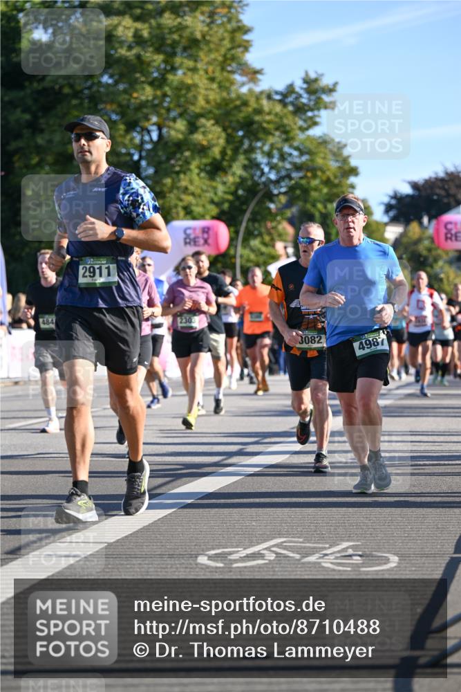 07.09.2025 - BARMER Alsterlauf Dr. Thomas Lammeyer http://msf.ph/oto/8710488 07.09.2025 09:36:41 Laufen 484, 2911, 2303, 3082, 4987 meine-sportfotos.de