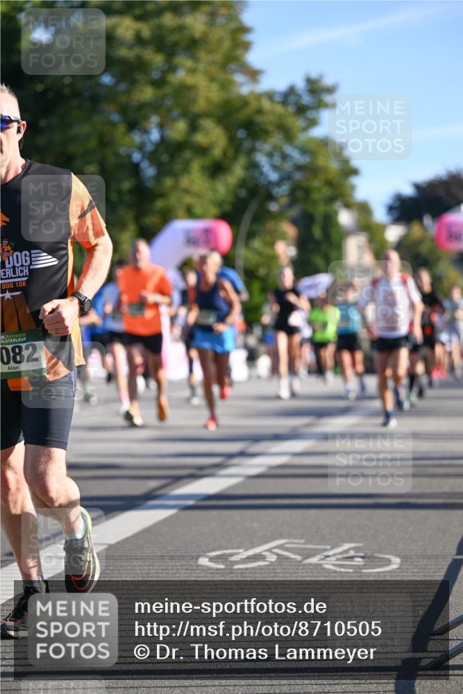 07.09.2025 - BARMER Alsterlauf Dr. Thomas Lammeyer http://msf.ph/oto/8710505 07.09.2025 09:36:43 Laufen 10, 36, 082 meine-sportfotos.de