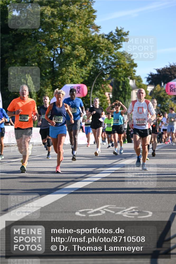 07.09.2025 - BARMER Alsterlauf Dr. Thomas Lammeyer http://msf.ph/oto/8710508 07.09.2025 09:36:45 Laufen 8388, 8387, 4188, 2832 meine-sportfotos.de