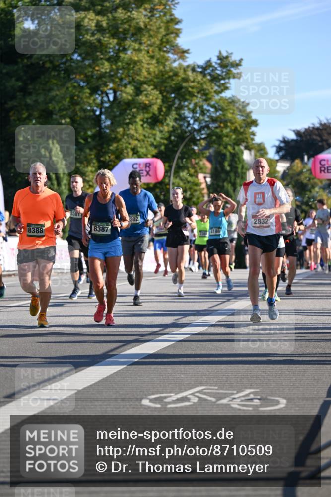 07.09.2025 - BARMER Alsterlauf Dr. Thomas Lammeyer http://msf.ph/oto/8710509 07.09.2025 09:36:45 Laufen 8388, 3381, 8387, 302, 2832 meine-sportfotos.de