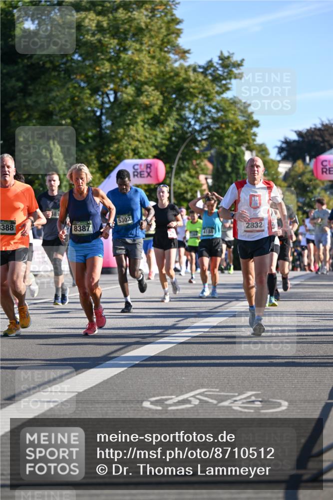 07.09.2025 - BARMER Alsterlauf Dr. Thomas Lammeyer http://msf.ph/oto/8710512 07.09.2025 09:36:45 Laufen 388, 381, 8387, 5302, 2832, 4188 meine-sportfotos.de