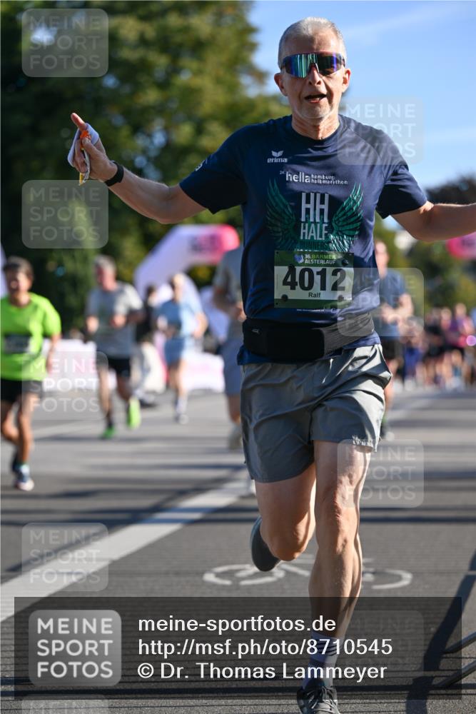 07.09.2025 - BARMER Alsterlauf Dr. Thomas Lammeyer http://msf.ph/oto/8710545 07.09.2025 09:36:51 Laufen 36, 4012 meine-sportfotos.de