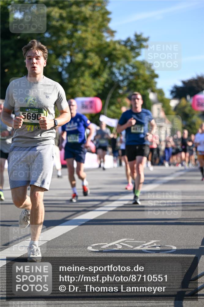 07.09.2025 - BARMER Alsterlauf Dr. Thomas Lammeyer http://msf.ph/oto/8710551 07.09.2025 09:36:52 Laufen 36, 5690, 10 meine-sportfotos.de