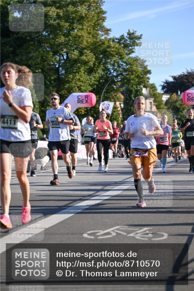 07.09.2025 - BARMER Alsterlauf Dr. Thomas Lammeyer http://msf.ph/oto/8710570 07.09.2025 09:36:56 Laufen 4411, 6064, 4242, 4227, 242, 4559, 4558 meine-sportfotos.de