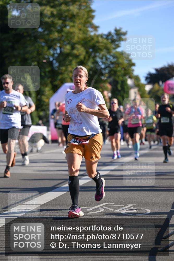 07.09.2025 - BARMER Alsterlauf Dr. Thomas Lammeyer http://msf.ph/oto/8710577 07.09.2025 09:36:57 Laufen 6064 meine-sportfotos.de