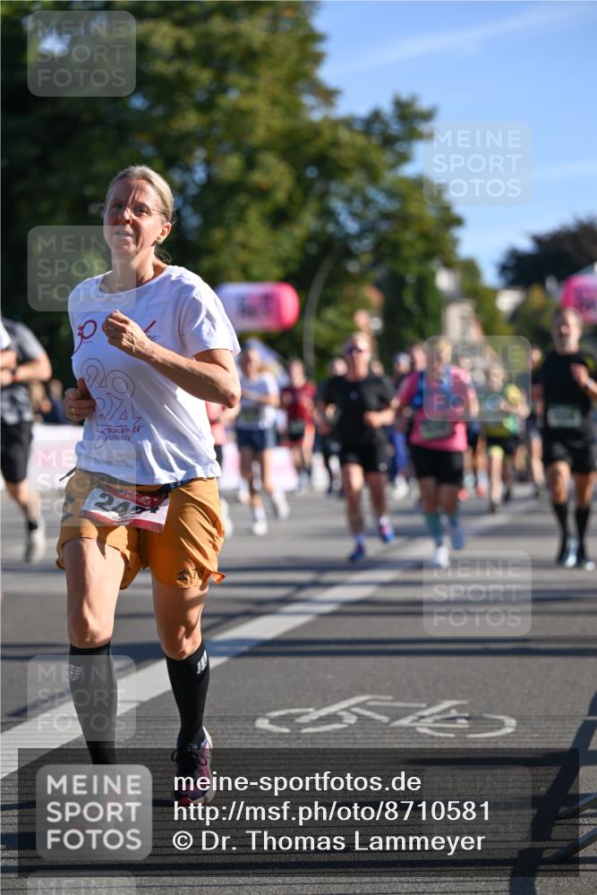 07.09.2025 - BARMER Alsterlauf Dr. Thomas Lammeyer http://msf.ph/oto/8710581 07.09.2025 09:36:57 Laufen 247 meine-sportfotos.de