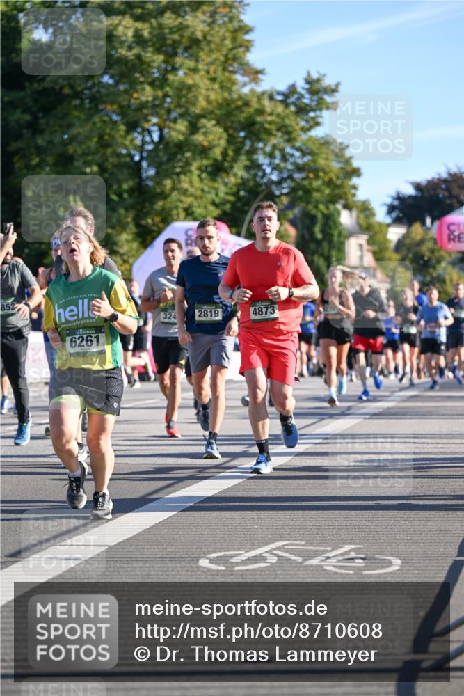 07.09.2025 - BARMER Alsterlauf Dr. Thomas Lammeyer http://msf.ph/oto/8710608 07.09.2025 09:37:02 Laufen 852, 324, 2819, 4873, 6261 meine-sportfotos.de