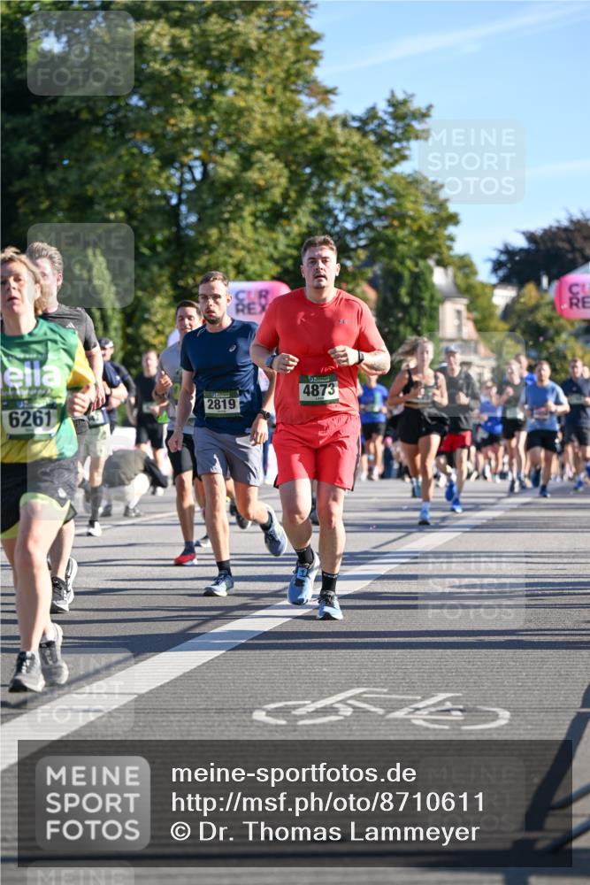 07.09.2025 - BARMER Alsterlauf Dr. Thomas Lammeyer http://msf.ph/oto/8710611 07.09.2025 09:37:03 Laufen 6261, 2819, 4873, 54 meine-sportfotos.de