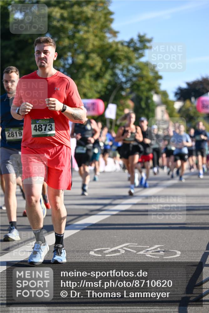 07.09.2025 - BARMER Alsterlauf Dr. Thomas Lammeyer http://msf.ph/oto/8710620 07.09.2025 09:37:04 Laufen 2819, 36, 4873 meine-sportfotos.de