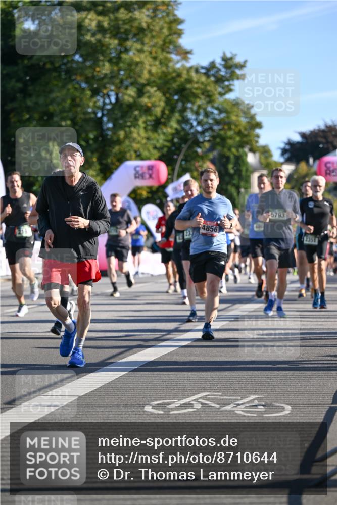 07.09.2025 - BARMER Alsterlauf Dr. Thomas Lammeyer http://msf.ph/oto/8710644 07.09.2025 09:37:08 Laufen 60, 4856, 5793, 2351 meine-sportfotos.de