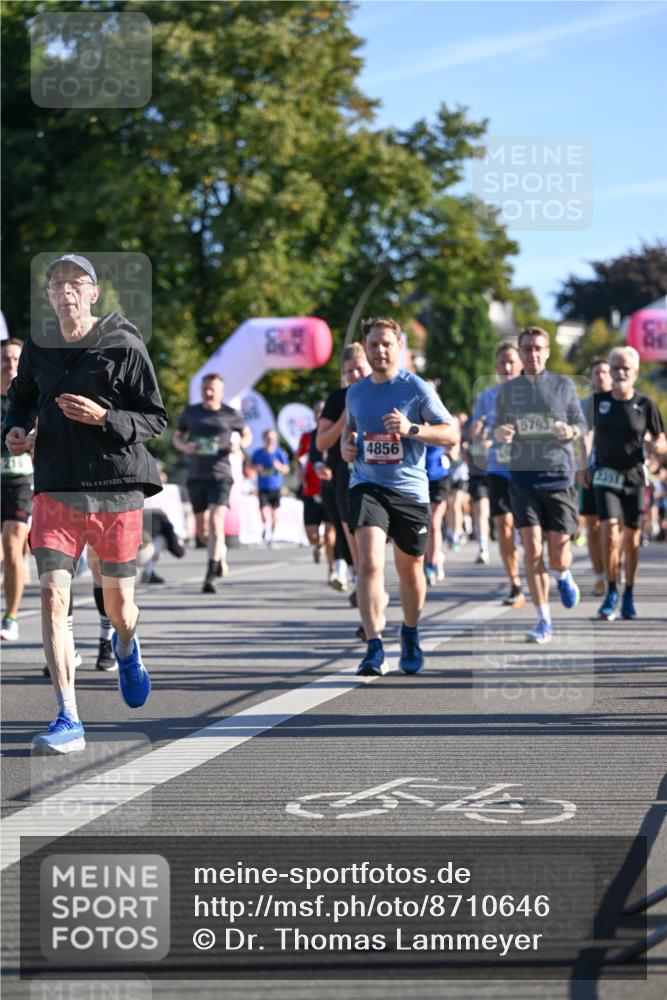 07.09.2025 - BARMER Alsterlauf Dr. Thomas Lammeyer http://msf.ph/oto/8710646 07.09.2025 09:37:08 Laufen 216, 4856, 5793, 1351 meine-sportfotos.de