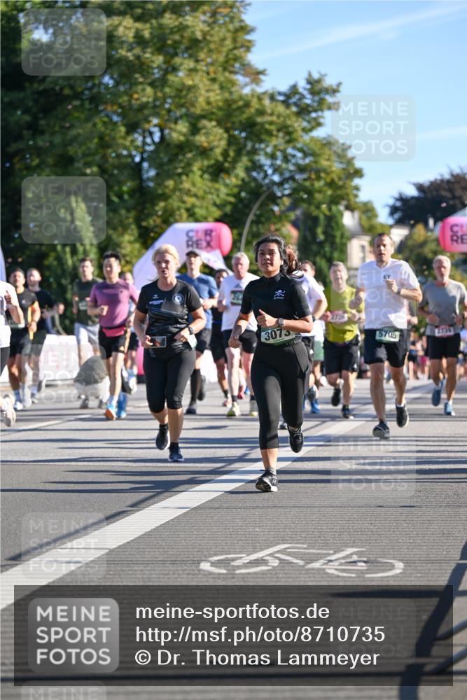 07.09.2025 - BARMER Alsterlauf Dr. Thomas Lammeyer http://msf.ph/oto/8710735 07.09.2025 09:37:23 Laufen 3073, 2724, 5705, 4, 2739 meine-sportfotos.de