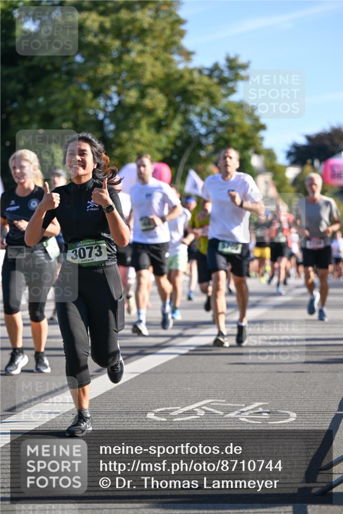 07.09.2025 - BARMER Alsterlauf Dr. Thomas Lammeyer http://msf.ph/oto/8710744 07.09.2025 09:37:24 Laufen 3073, 5705 meine-sportfotos.de