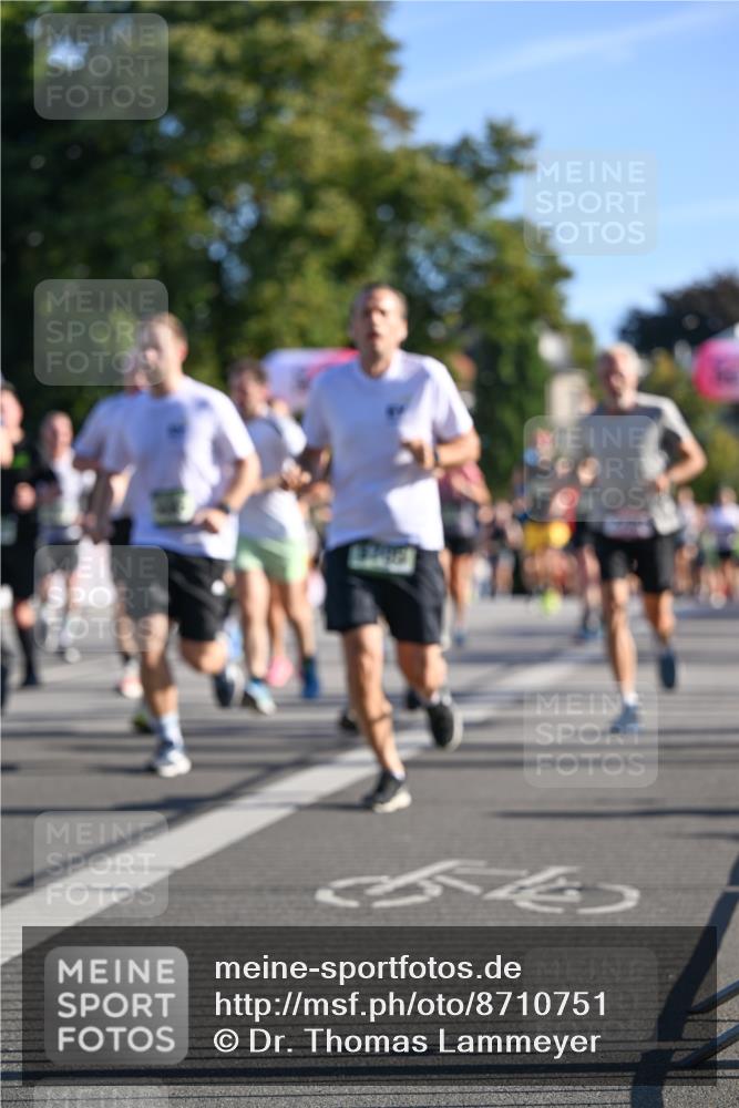 07.09.2025 - BARMER Alsterlauf Dr. Thomas Lammeyer http://msf.ph/oto/8710751 07.09.2025 09:37:25 Laufen  meine-sportfotos.de
