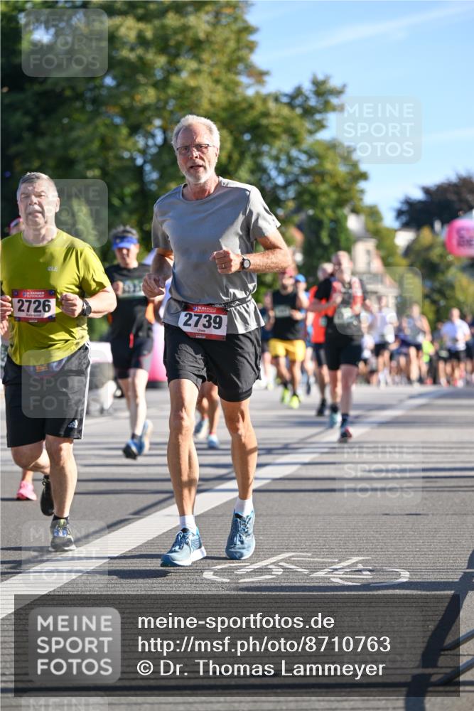 07.09.2025 - BARMER Alsterlauf Dr. Thomas Lammeyer http://msf.ph/oto/8710763 07.09.2025 09:37:27 Laufen 2726, 193, 36, 2739 meine-sportfotos.de