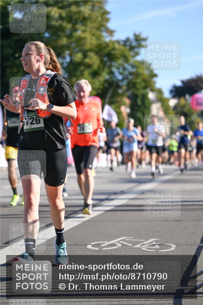 07.09.2025 - BARMER Alsterlauf Dr. Thomas Lammeyer http://msf.ph/oto/8710790 07.09.2025 09:37:31 Laufen 26, 2874 meine-sportfotos.de