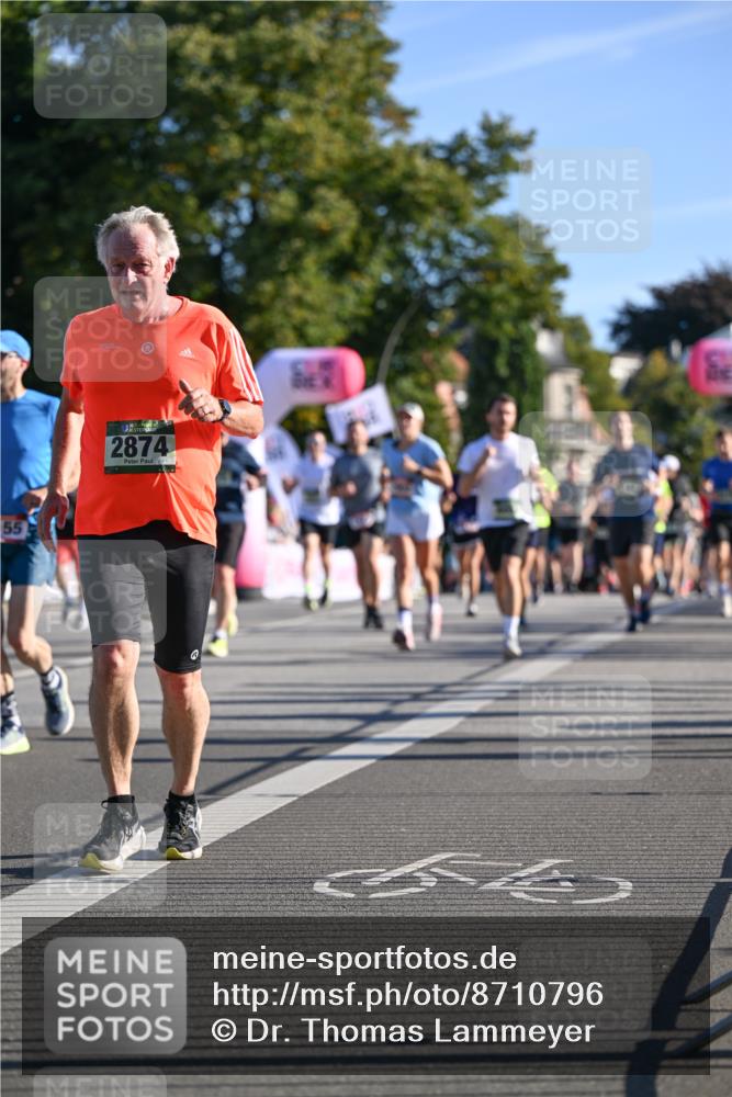 07.09.2025 - BARMER Alsterlauf Dr. Thomas Lammeyer http://msf.ph/oto/8710796 07.09.2025 09:37:32 Laufen 55, 2874 meine-sportfotos.de