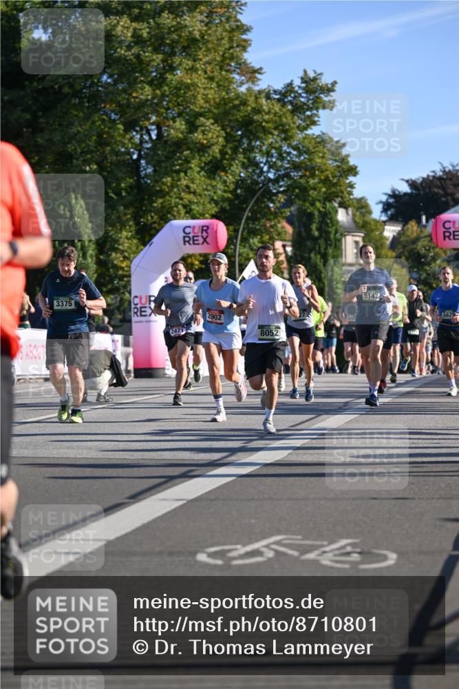 07.09.2025 - BARMER Alsterlauf Dr. Thomas Lammeyer http://msf.ph/oto/8710801 07.09.2025 09:37:33 Laufen 3375, 2471, 2902, 8052, 5147, 554, 5629 meine-sportfotos.de