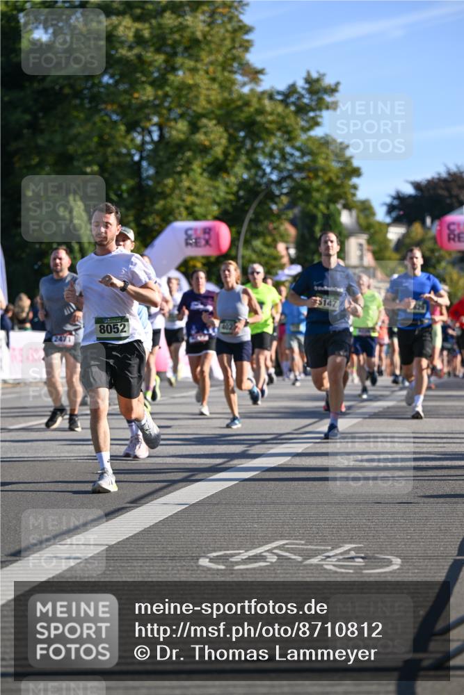 07.09.2025 - BARMER Alsterlauf Dr. Thomas Lammeyer http://msf.ph/oto/8710812 07.09.2025 09:37:35 Laufen 2471, 8052, 402, 5147 meine-sportfotos.de