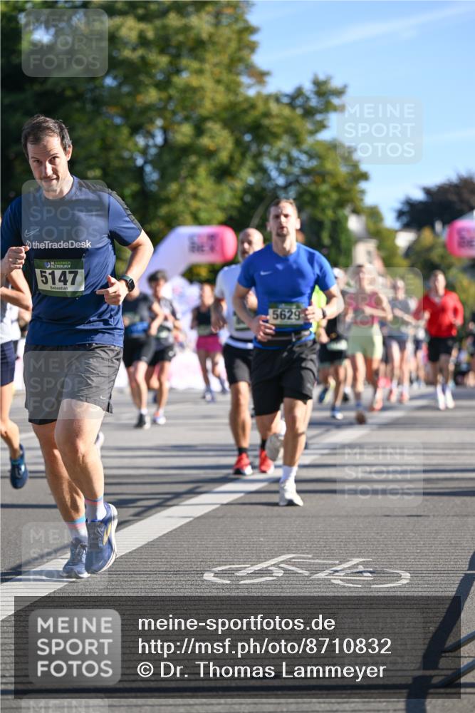 07.09.2025 - BARMER Alsterlauf Dr. Thomas Lammeyer http://msf.ph/oto/8710832 07.09.2025 09:37:38 Laufen 36, 5147, 5629 meine-sportfotos.de